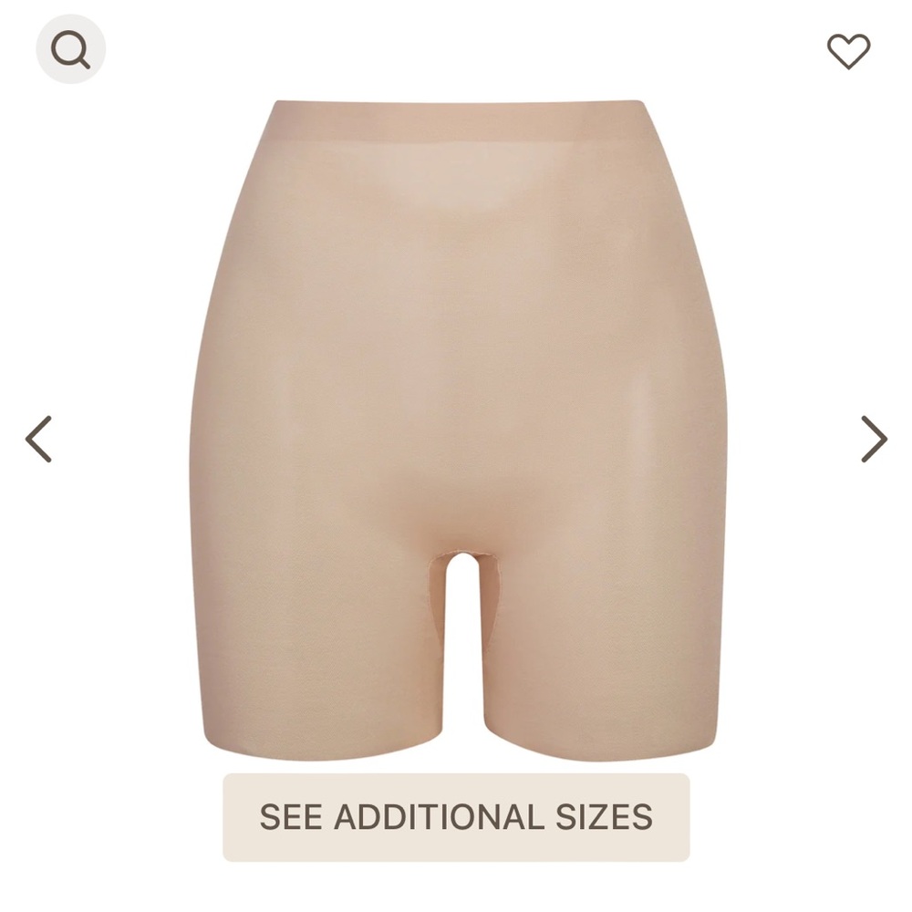 SKIMS sheer sculpt low back shorts, size medium NWT